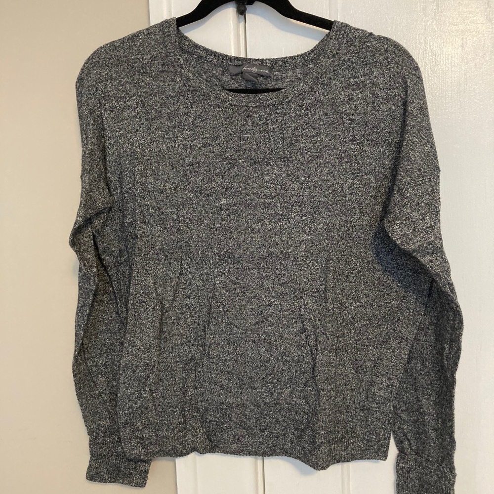 Forever 21 Grey Sweater Top